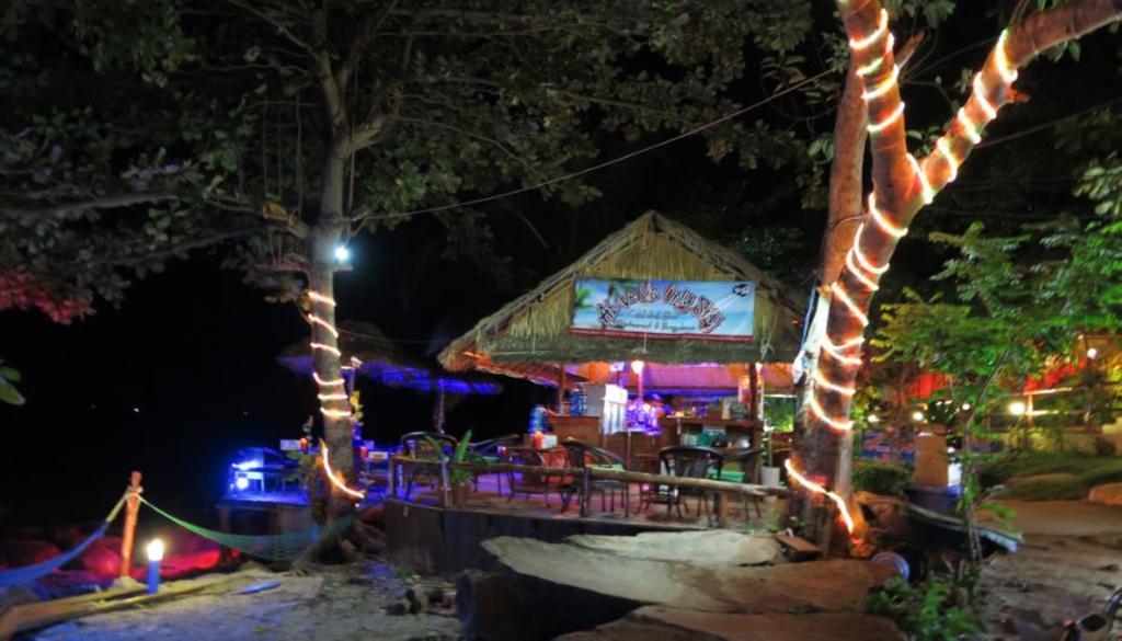 Hotel Above Us Only Sky Sihanoukville Exterior foto