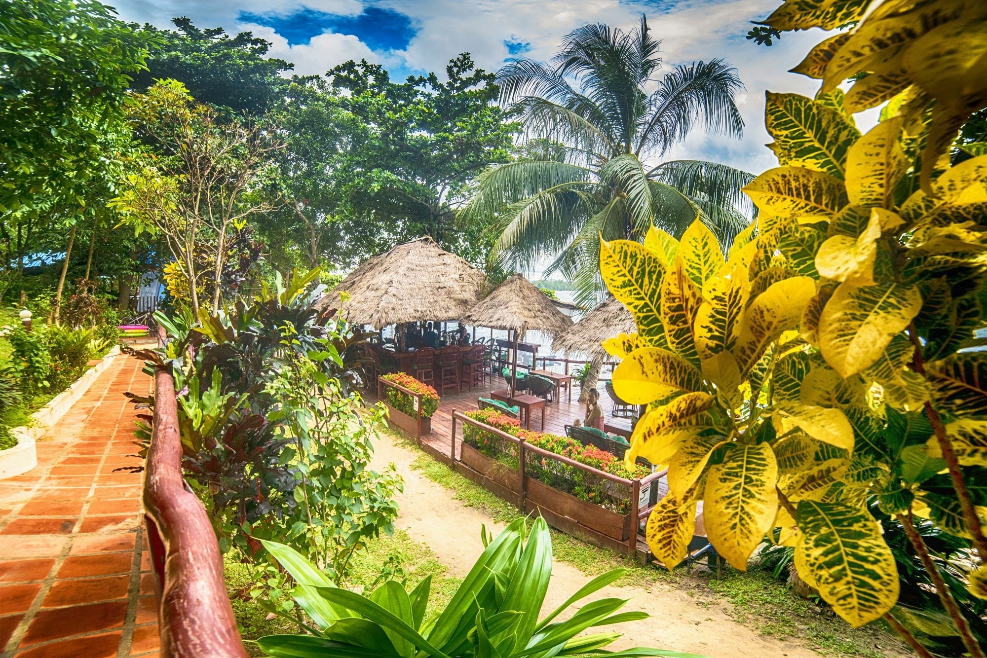 Hotel Above Us Only Sky Sihanoukville Exterior foto